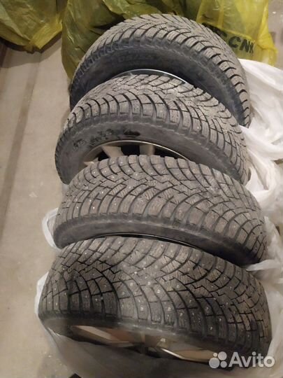 Pirelli Ice Zero 2 205/55 R16 94T