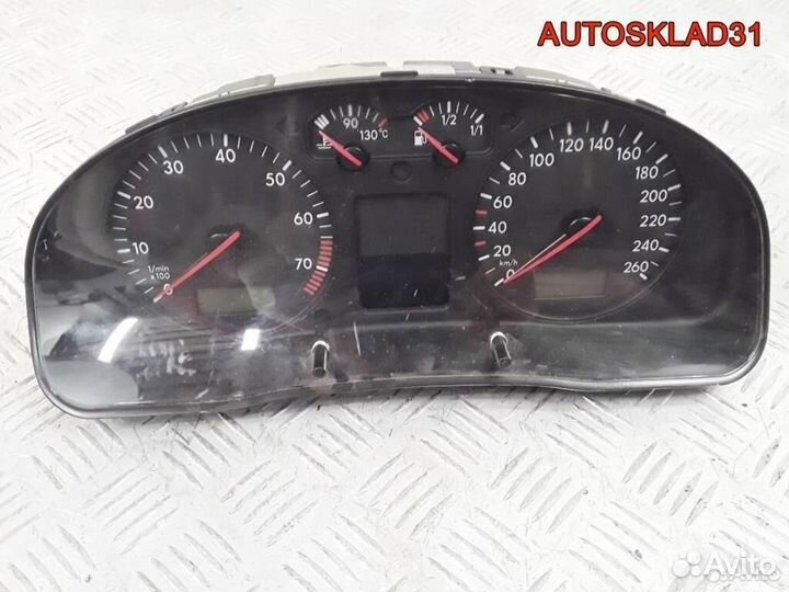 Панель приборов Volkswagen Passat B5 3B0920822