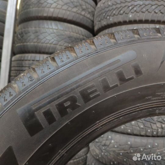 Pirelli Ice Zero 225/65 R17
