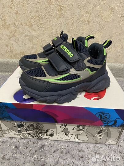 Кроссовки 23 размер