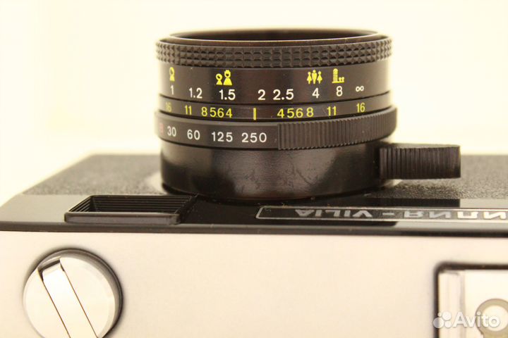 Пленочный фотоаппарат Вилия 35мм коробочный