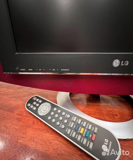 Монитор LG flatron M1940A