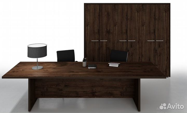 Стол для переговоров в переговорную