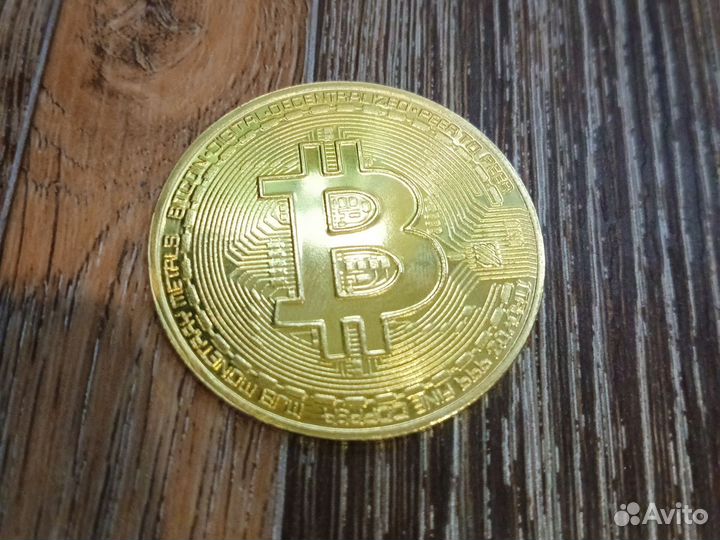 Монета биткоин
