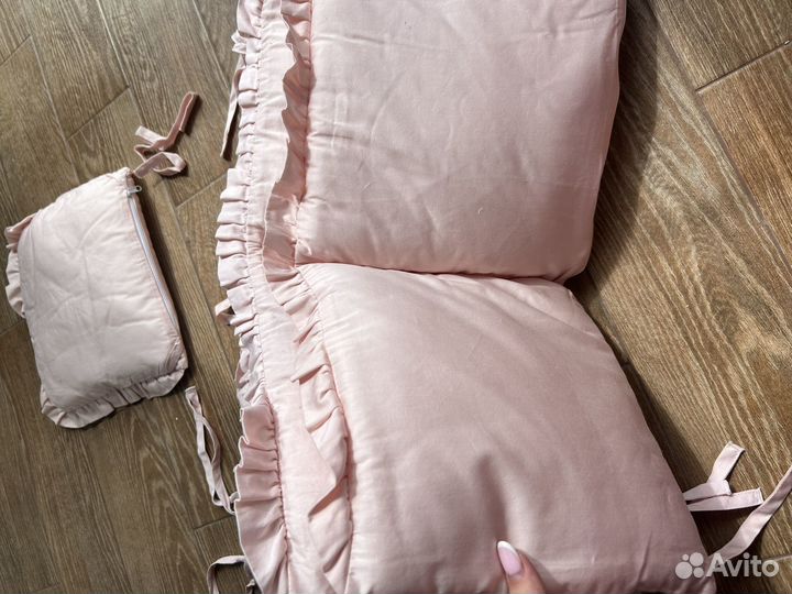 Бортики в детскую кроватку