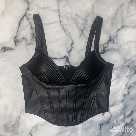 Кожаный топ черный
