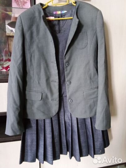 Школьный костюм