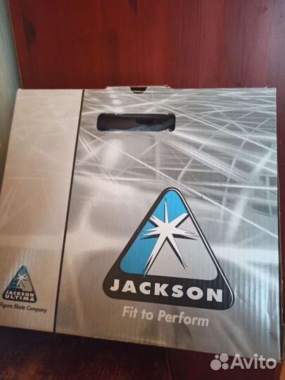 Коньки для фигурного катания профессиональные