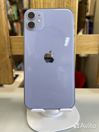 iPhone 11, 64 ГБ