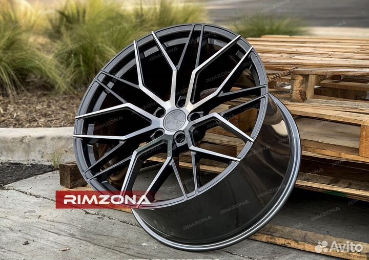 Кованые диски R20 на Audi Q5