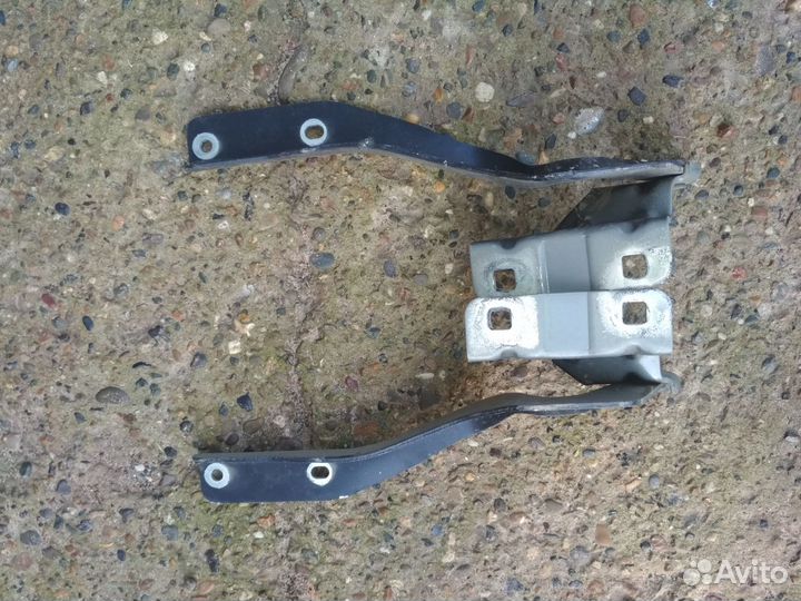 Петля капота nissan qashqai оригинал