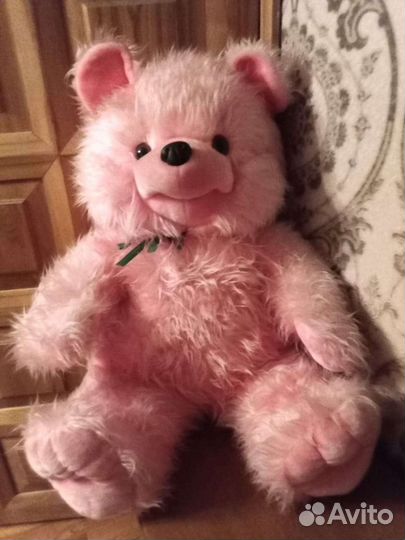 Медведь плюшевый