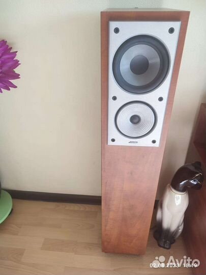 Hi Fi система