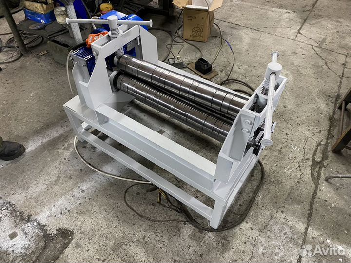 Вальцовочный станок