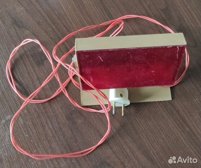 Красная лампа для проявки фото