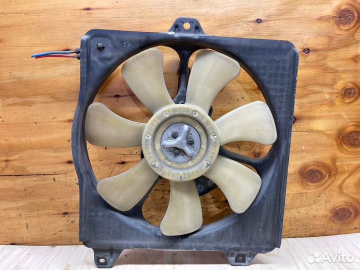 Диффузор радиатора Toyota Raum EXZ10 5EFE 1999