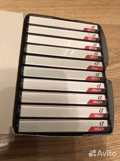 Футляры для аудиокассет новые