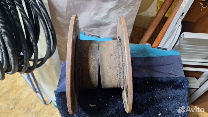 Тормозные диски передние ваз 2106