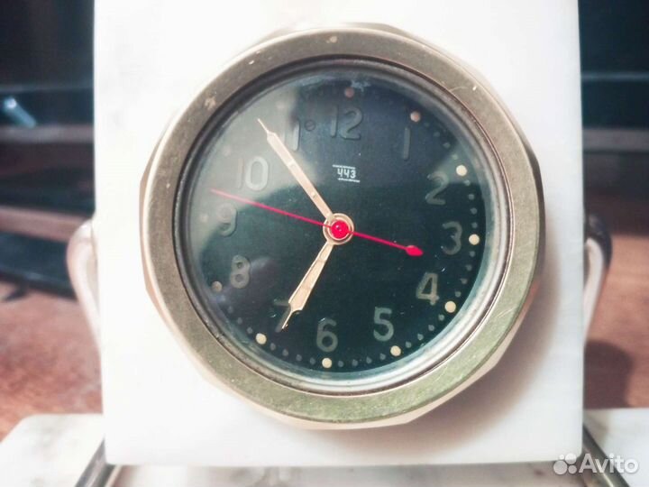 Часы настольные танковые СССР