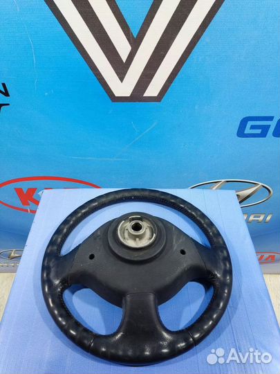 Руль Рулевое колесо Renault logan Лев