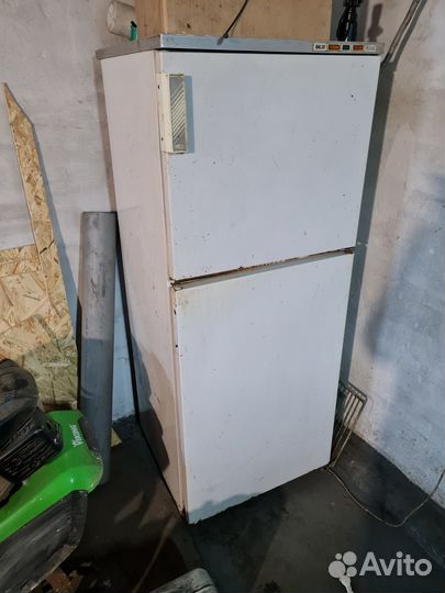 Продам холодильник бу