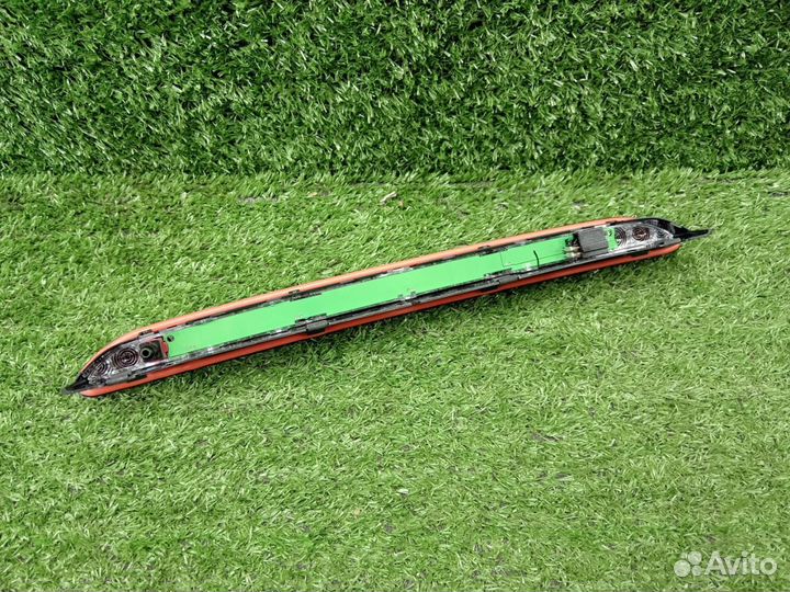 Дополнительный стоп сигнал VW Golf 7 VAG