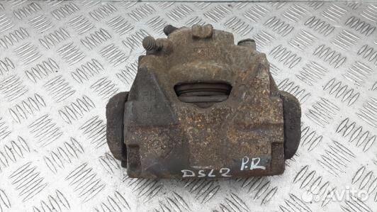 Суппорт тормозной передний правый renault megane 3