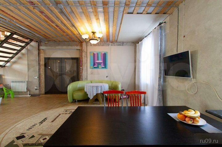 Дом 160 м² на участке 6,3 сот.