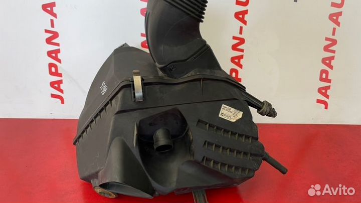 Корпус воздушного фильтра Audi A6 С6 2.4