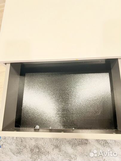 Стол письменный