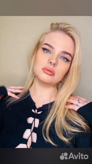 Модель на макияж