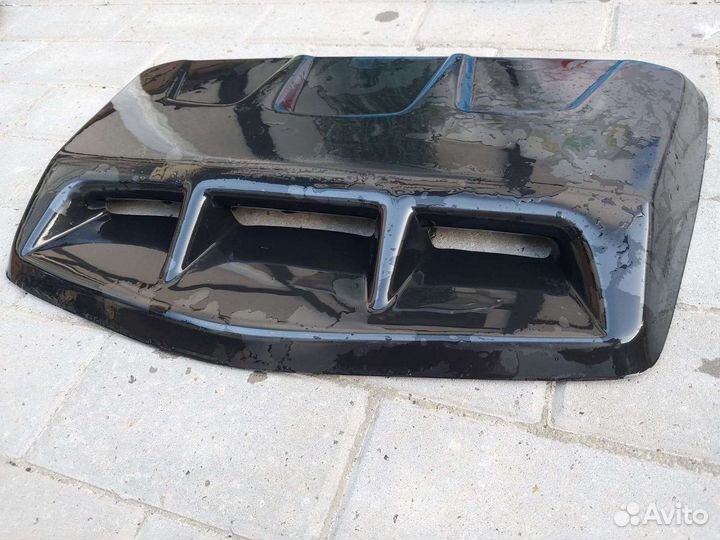 Накладка на капот