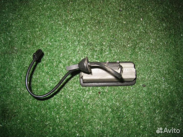 Кнопка багажника Ford Focus 2 (CB4) 2005