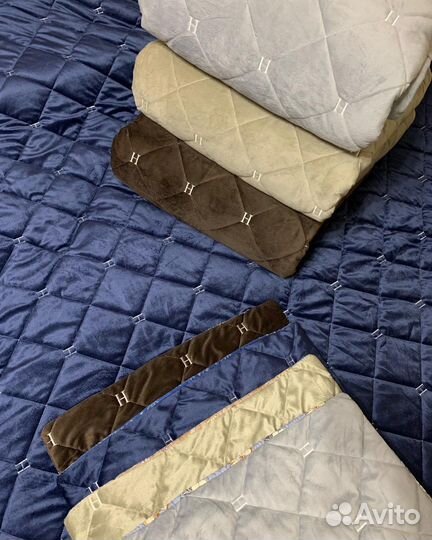 Покрывало на 2 х спальную кровать с наволочками