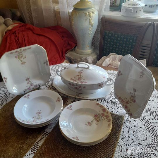 Антикварный столовый набор от Карла Тильша