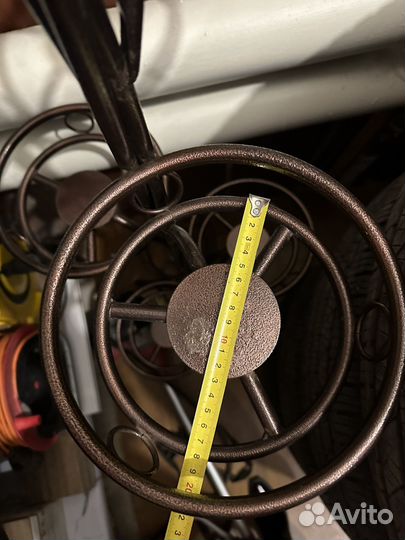 Подставка для цветов напольная металлическая