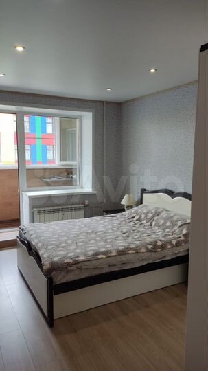 2-к. квартира, 66 м², 2/10 эт.