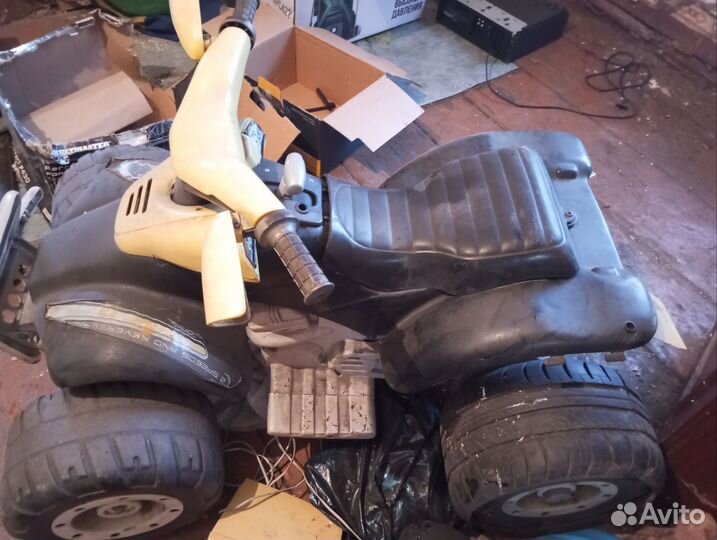 Детский квадроцикл на аккумуляторе