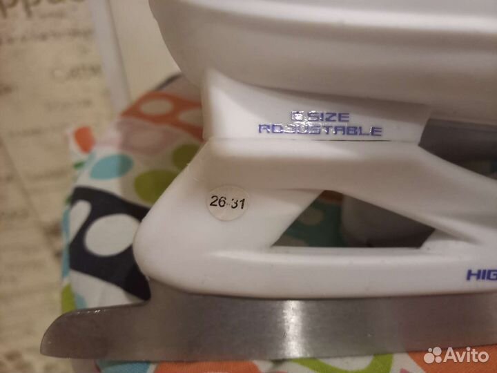 Продам коньки детские