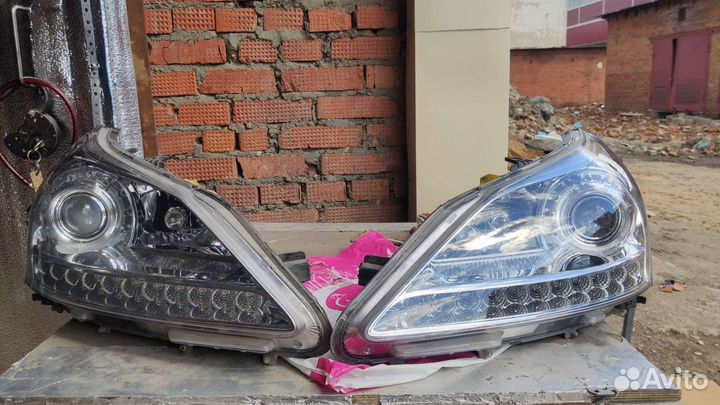 Фары Hyundai Equs