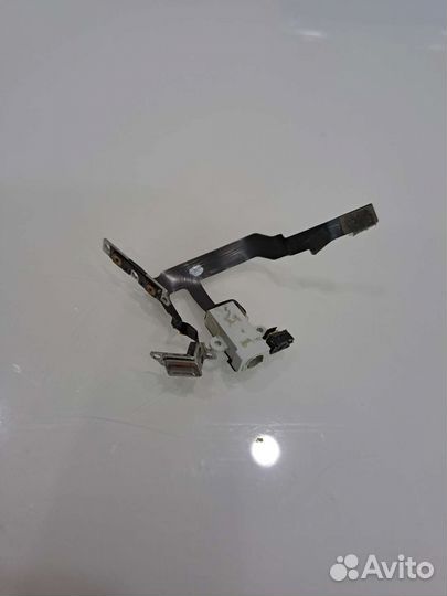 Запчасти iPhone 4s