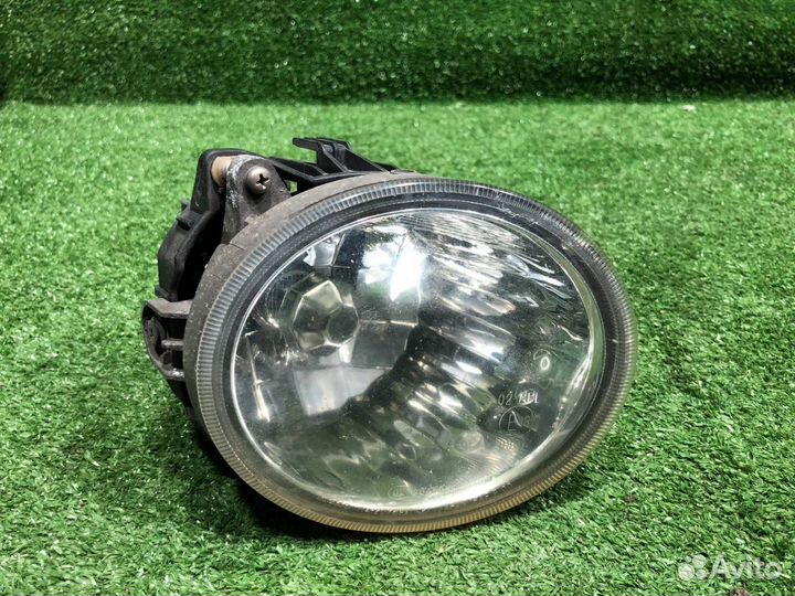 Фара противотуманная передняя правая Subaru