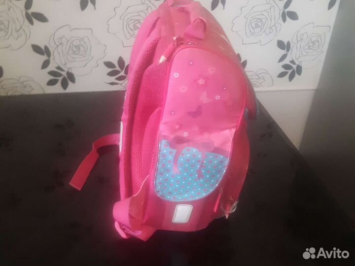 Школьный рюкзак в отличном состоянии