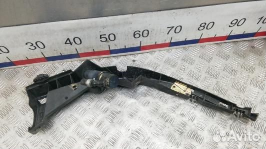 Крепление бампера переднее volkswagen passat B5 (4