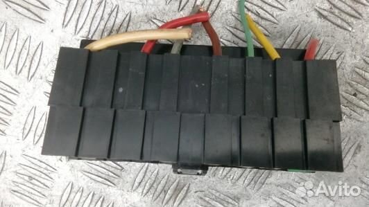 Блок предохранителей citroen C4 1 (3BL20M102)