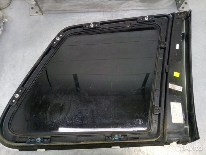 Стекло кузовное левое Volkswagen Touareg универсал