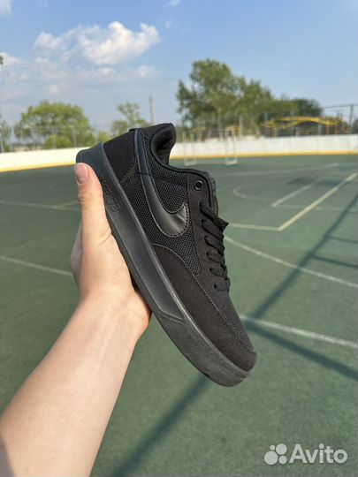 Кроссовки nike sb