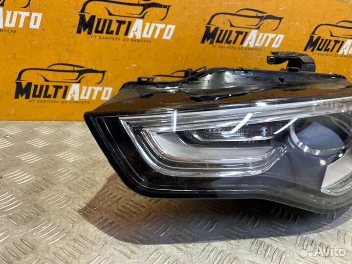 Фара передняя правая Audi A5 8T 2011-2016