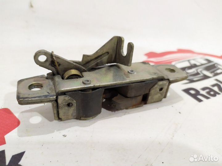 Замок боковой двери левый Mercedes Sprinter W906