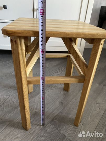 Табурет из массива